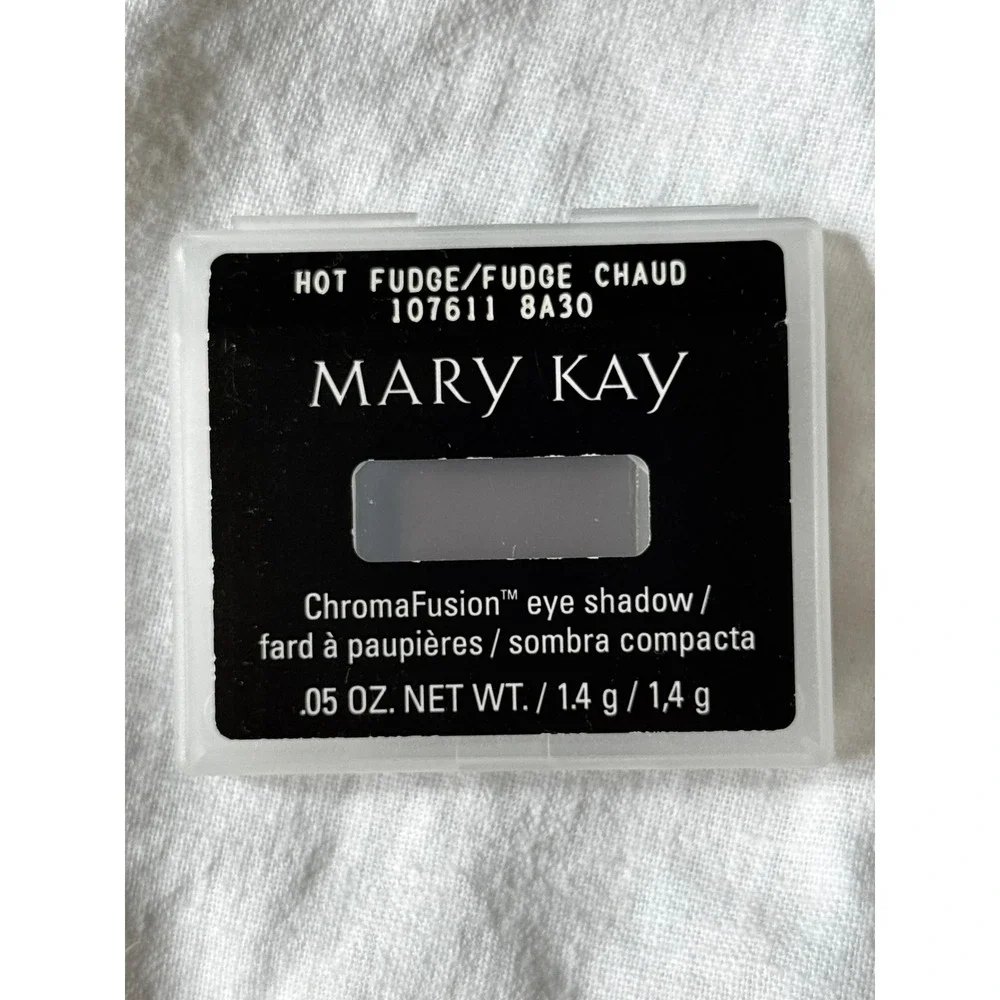 Mary Kay ChromaFusion Eye Shadow Hot Fudge 107611 Matte Brown 0.05oz